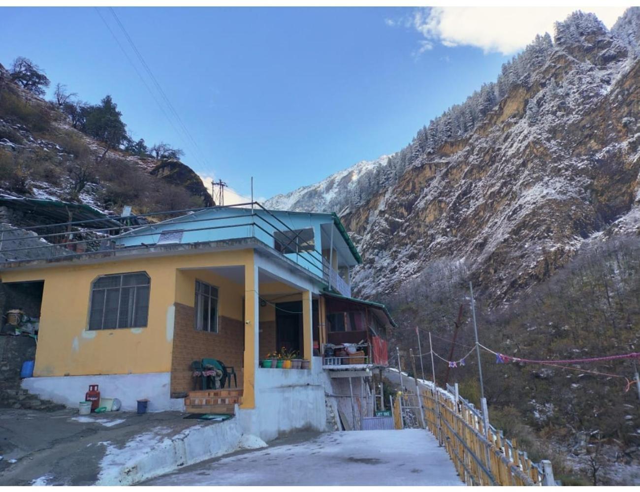 Priya Homestay, Bhyudar, Ghangharia Pandukeshwar 外观 照片