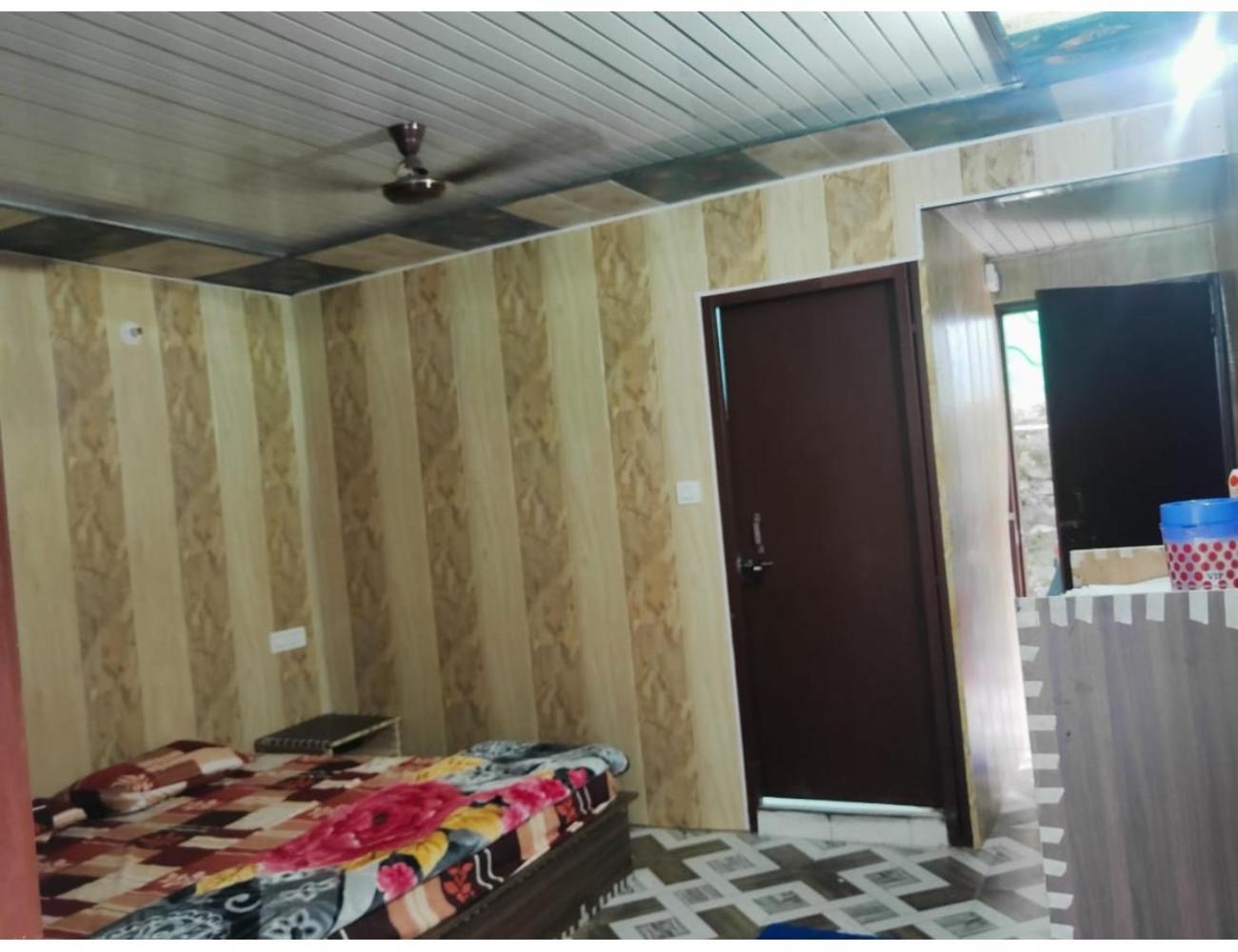 Priya Homestay, Bhyudar, Ghangharia Pandukeshwar 外观 照片