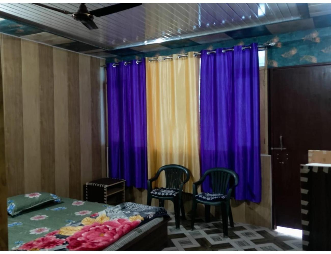 Priya Homestay, Bhyudar, Ghangharia Pandukeshwar 外观 照片